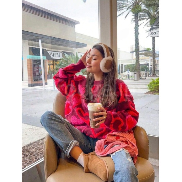 Rouge! Heart Pattern Sweater - Red and Pink - Picture 3 of 6